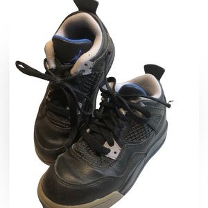 Jordan 4 Retro Motorsport Toddler size 11 black/blue